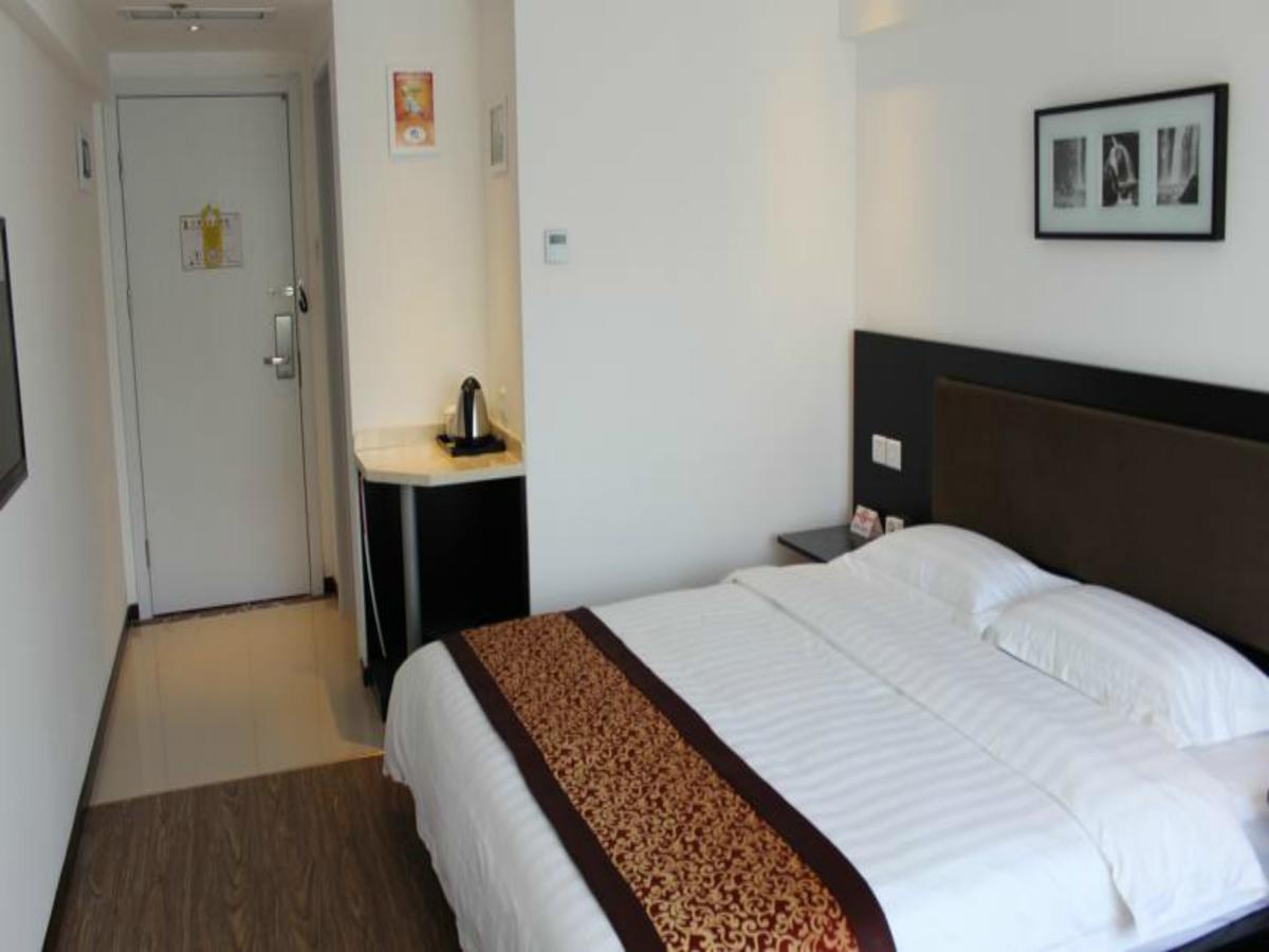 Super 8 Hotel Chaoyang Park South Dongfeng Road Пекин Екстериор снимка